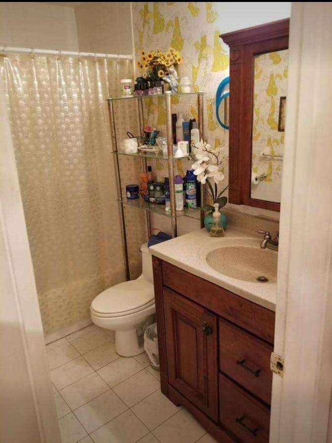 Snug Minimalist Full Bed With 50 Inch Smart Tv, Netflix, Airplay, Mini-Fridge, And 500 Mbps Wifi Near Fiu, Dolphin Mall, Airport Μαϊάμι Εξωτερικό φωτογραφία